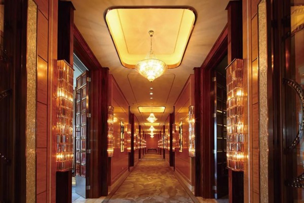 山城夜未央，重庆夜生活，畅玩到晨曦